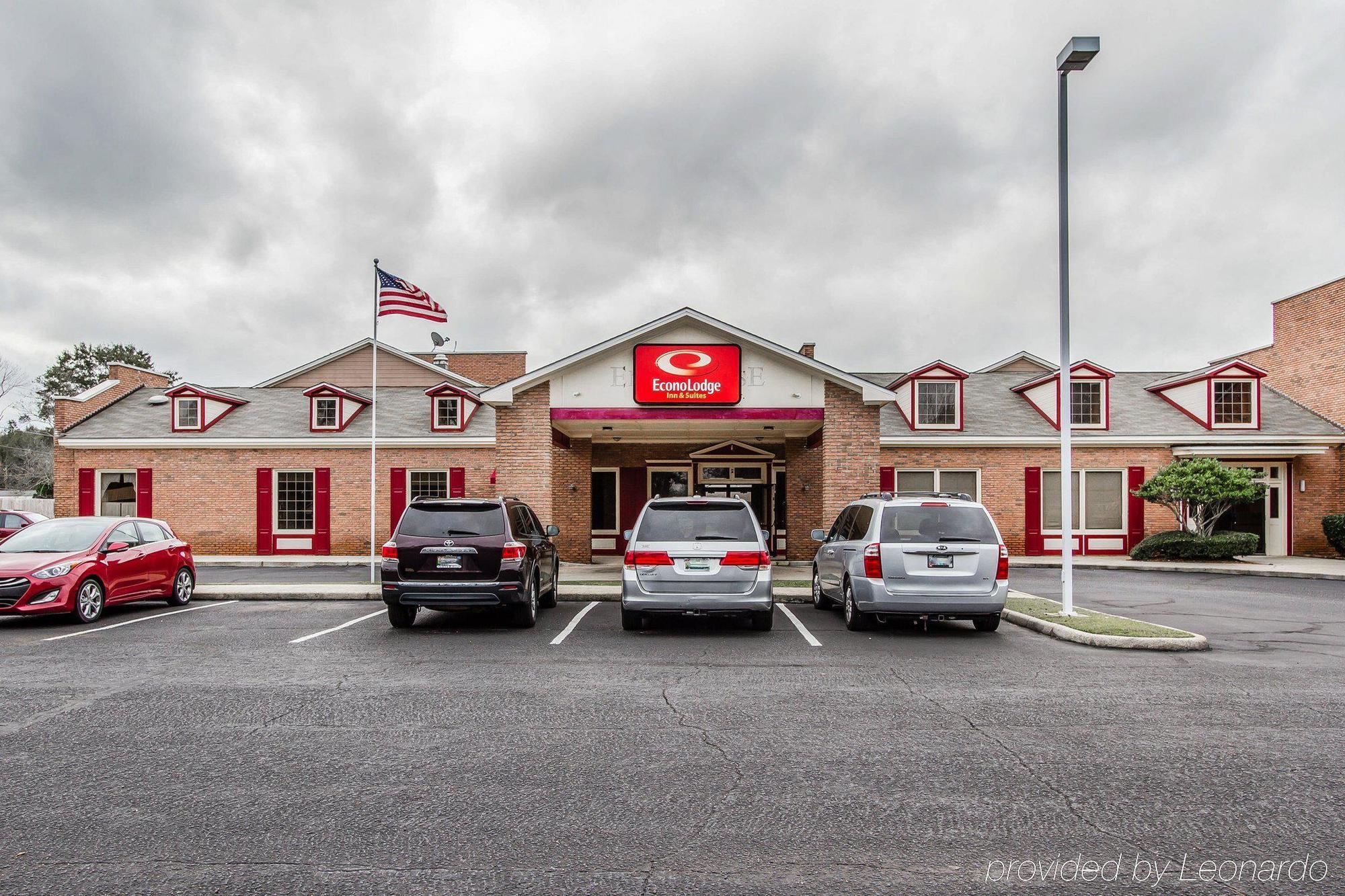 Econo Lodge Inn & Suites Enterprise Exteriör bild