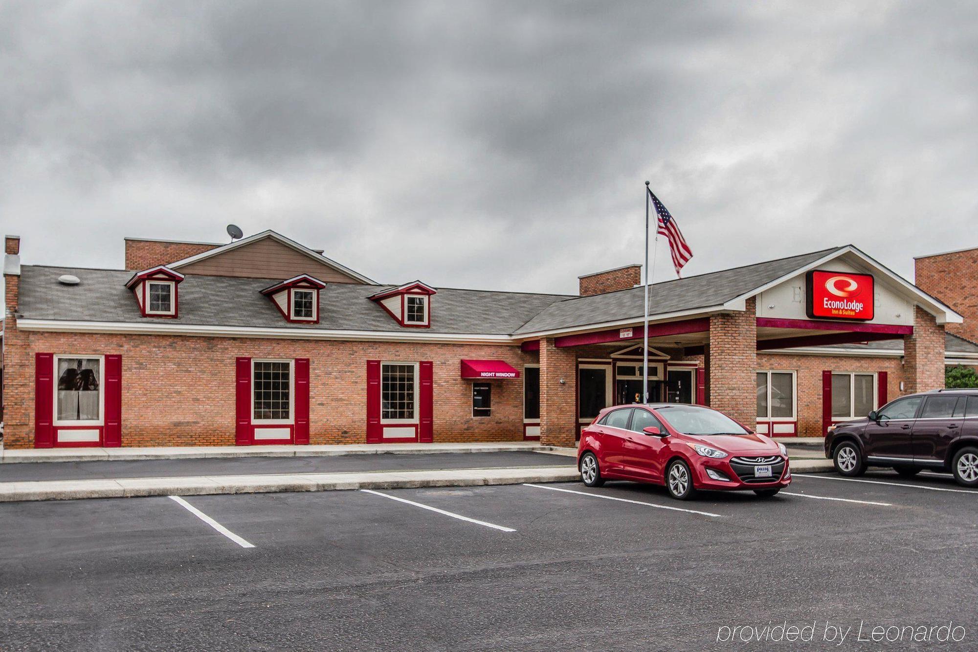 Econo Lodge Inn & Suites Enterprise Exteriör bild
