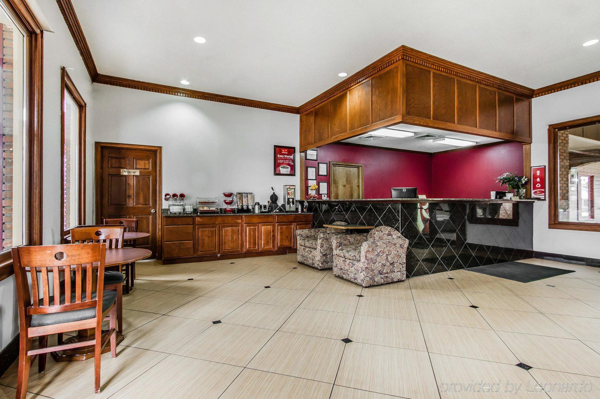 Econo Lodge Inn & Suites Enterprise Exteriör bild