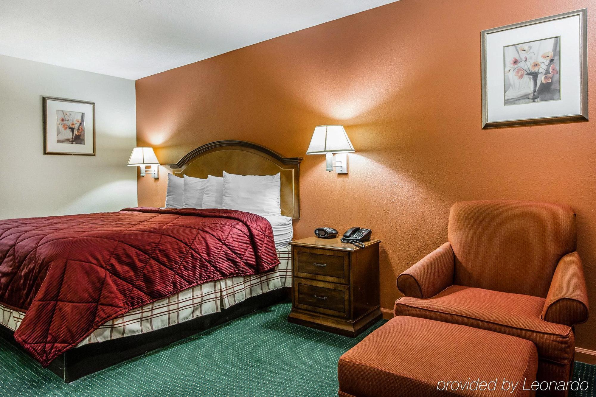 Econo Lodge Inn & Suites Enterprise Exteriör bild